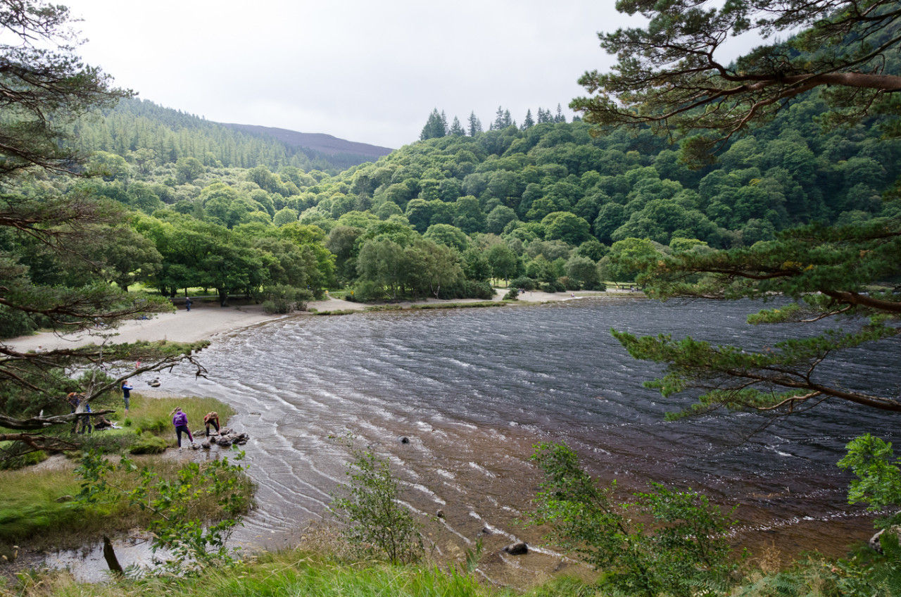 Einer der zwei Seen in Glendalough